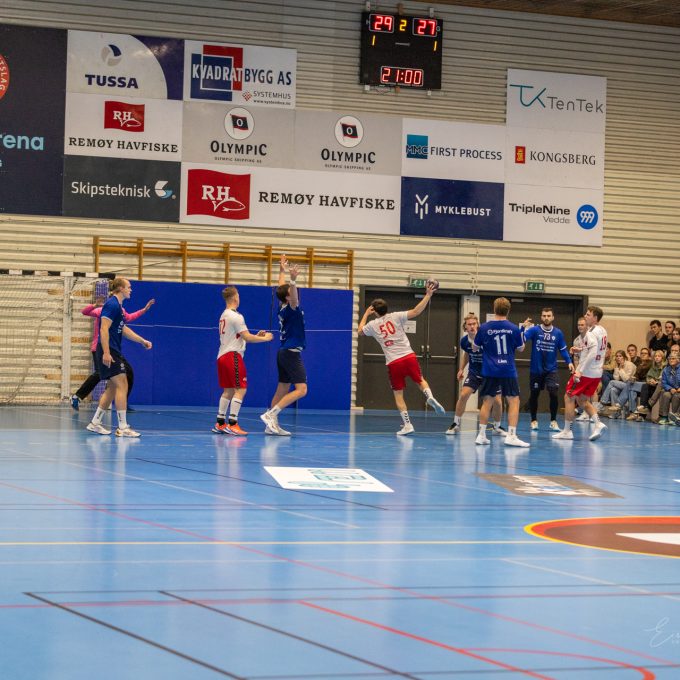 Rosenkilde er friskmeldt til Nordstrand-kampen etter eit lengre skadeavrekk i ankelen! (Foto: Eivind Sævik)