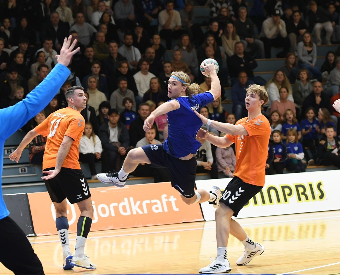 Viking-gutten Kristoffer Gjelsvik i aksjon